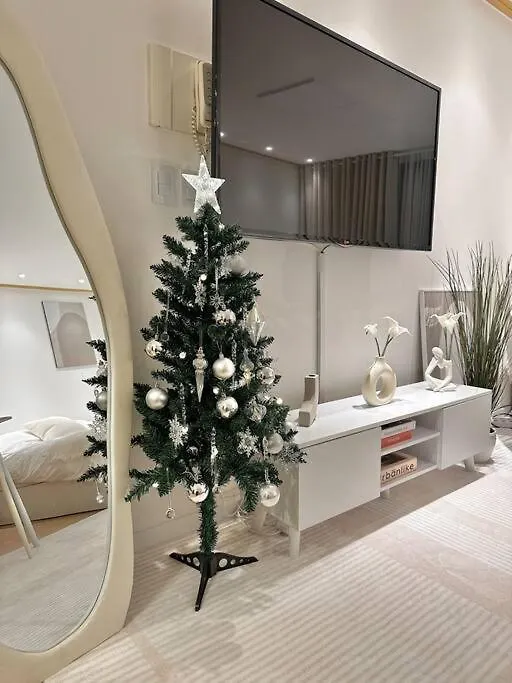 New Hongdae Station House Apartment Seoul